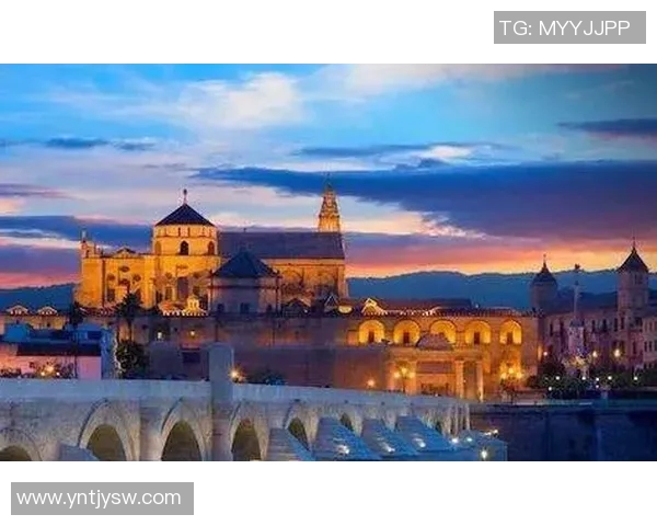 探索埃斯特旺的魅力与风情揭开这座城市的历史与文化之旅